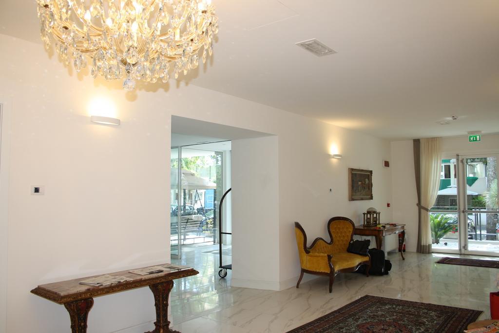 Rimini Suite Hotel 4*